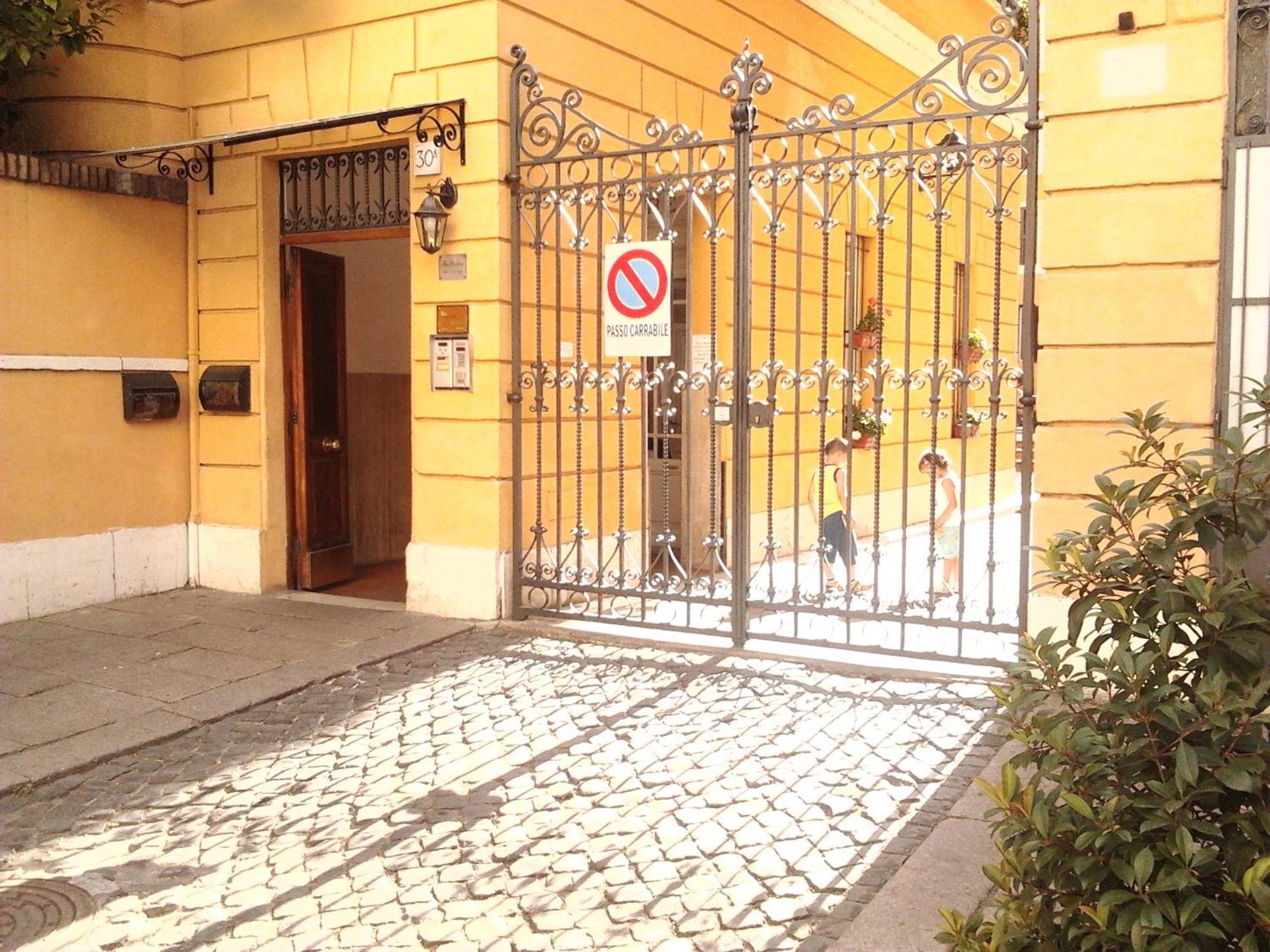 Guest House Masterintrastevere Rome Exterior photo